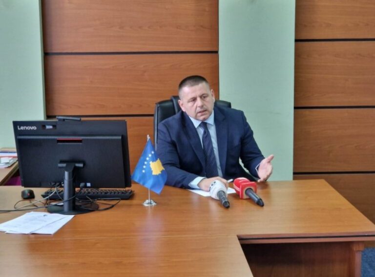 Berisha mohon akuzat e Dugollit: Po gënjen – zgjedhjet janë afër, po i duhen vota
