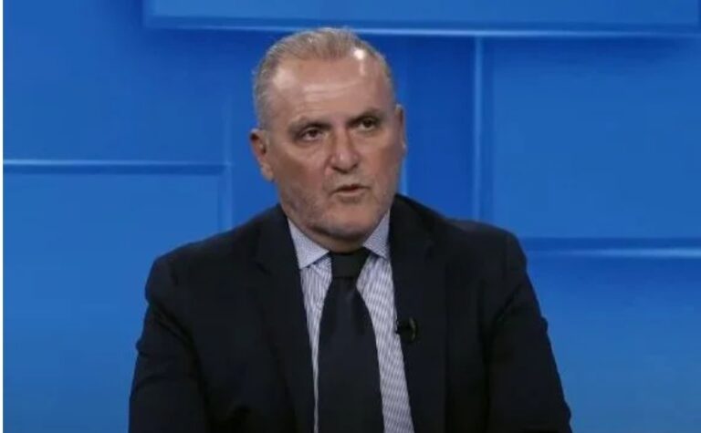 Surroi thotë se po paralajmërohet hyrja e “gjeneralëve të fortë” amerikanë në dialog