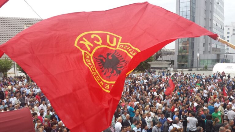 Veteranët e UÇK-së jashtë pagës minimale, pritet të protestojnë kundër Kurtit